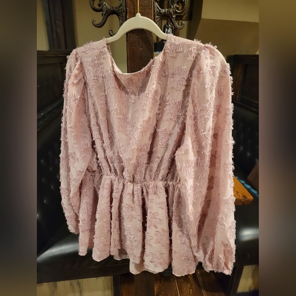 Shein Vneck Pink long sleeve babydoll 1x - Picture 3 of 4